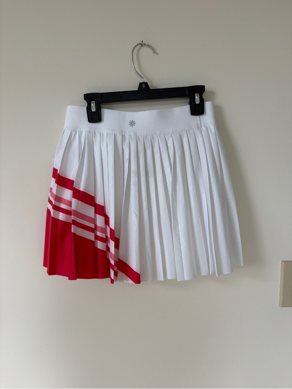 Athleta White and Red Striped Pleated Skirt - Picture 3 of 4